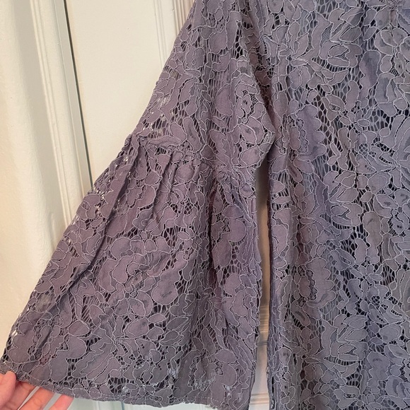 Chaser NWT Grey Lace Bell Sleeve Off the Shoulder Top Size: M - Picture 6 of 8
